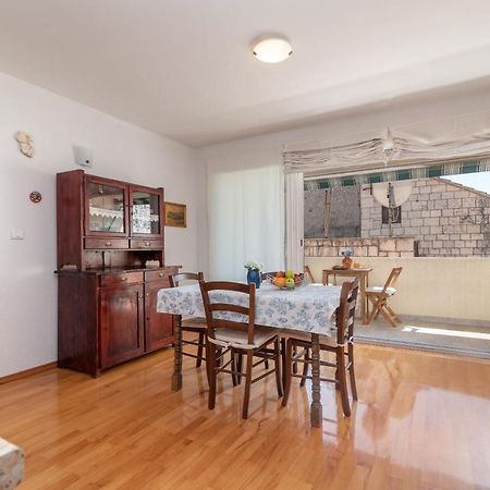 Apartment Bruno Trogir Bagian luar foto