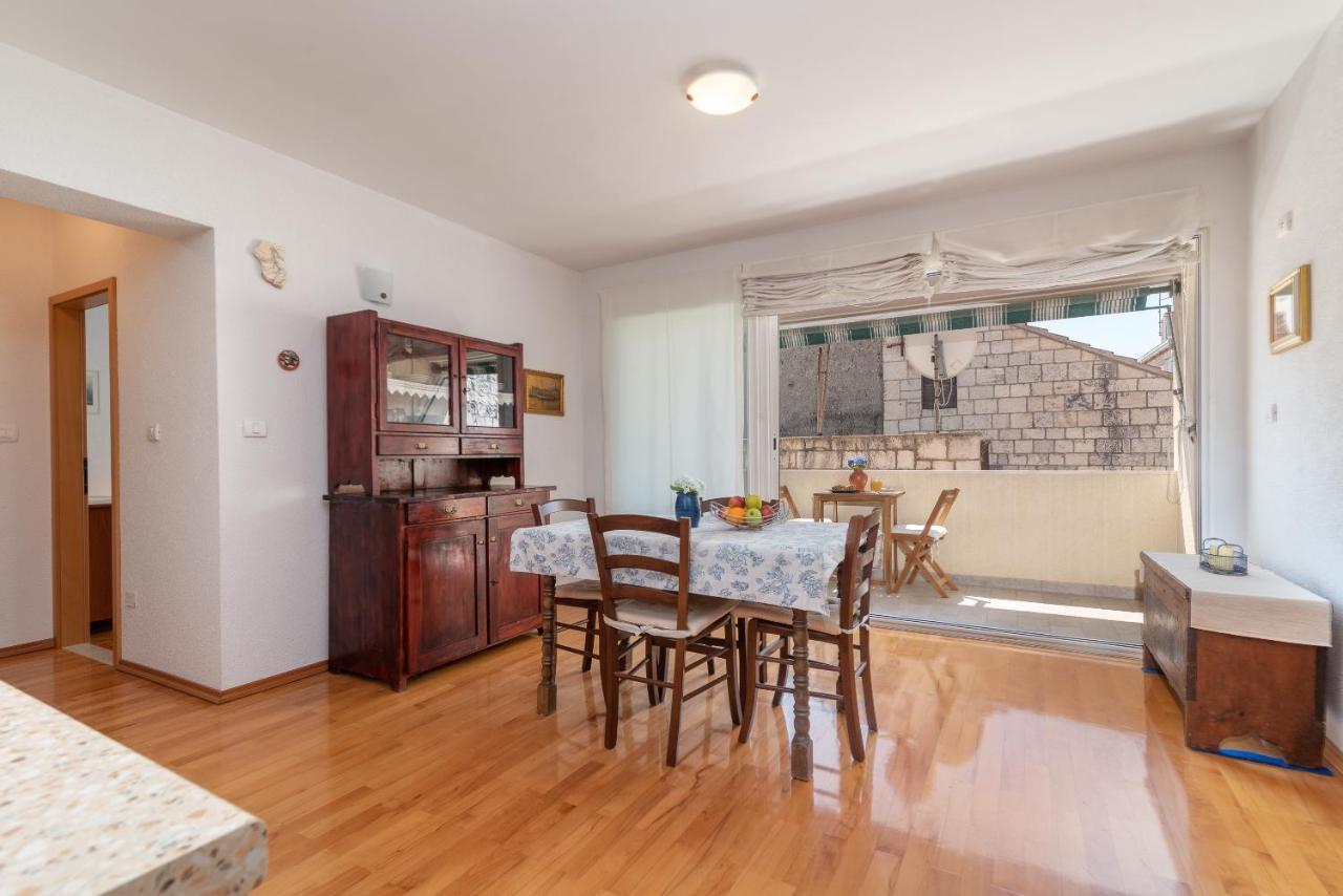 Apartment Bruno Trogir Bagian luar foto