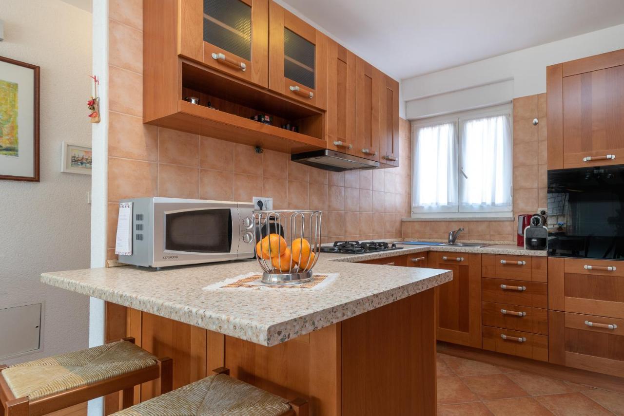 Apartment Bruno Trogir Bagian luar foto
