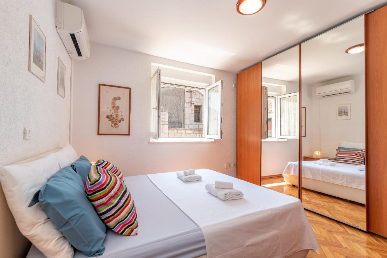 Apartment Bruno Trogir Bagian luar foto