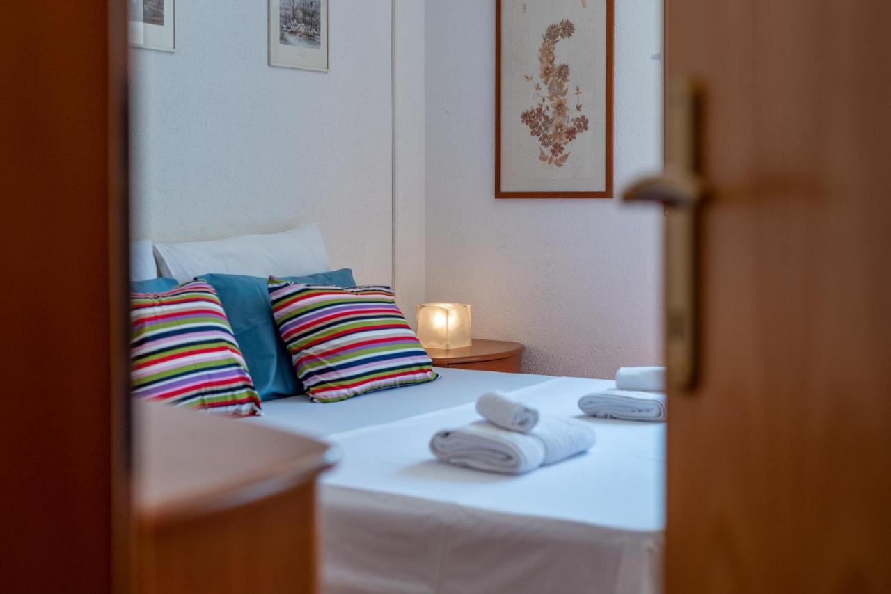 Apartment Bruno Trogir Bagian luar foto
