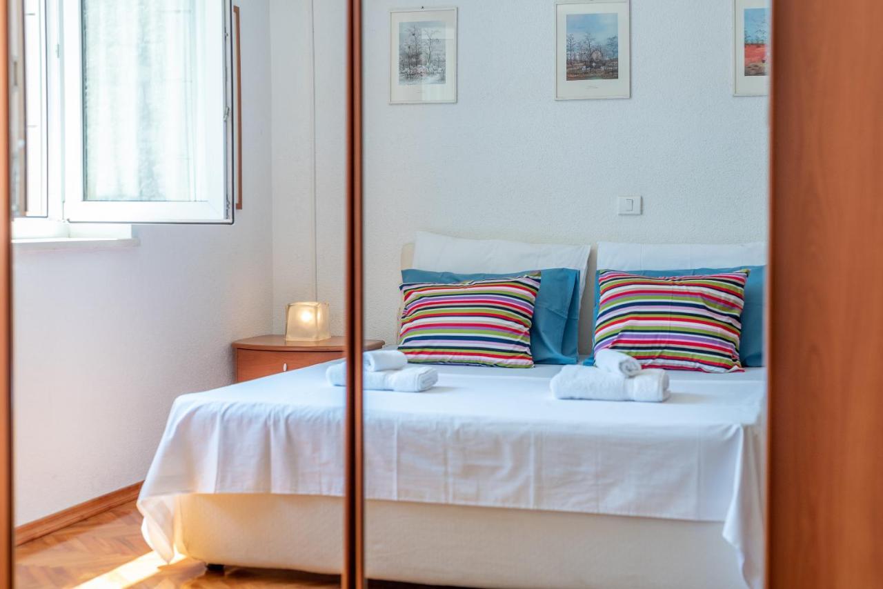 Apartment Bruno Trogir Bagian luar foto