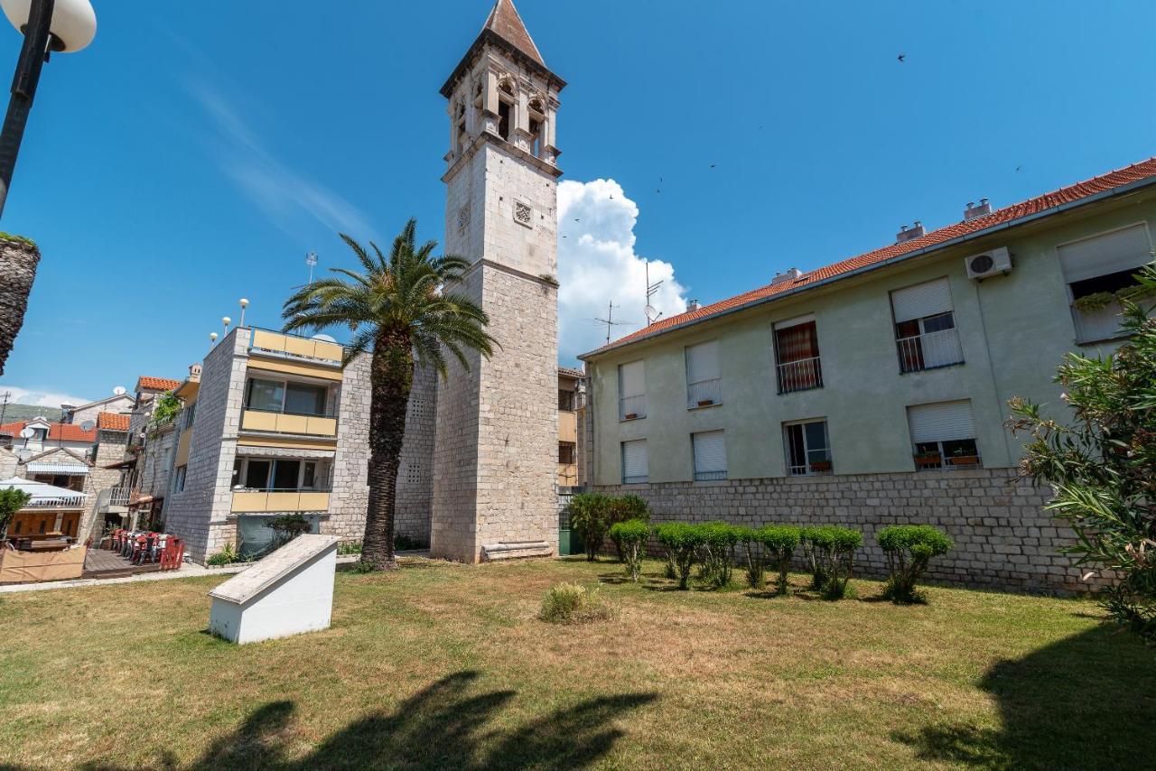 Apartment Bruno Trogir Bagian luar foto